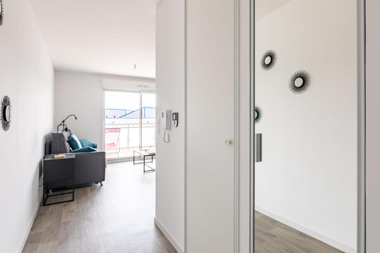 Апартаменты L'Ecume - Studio Moderne Avec Grand Balcon Et Place De Parking Динар Экстерьер фото